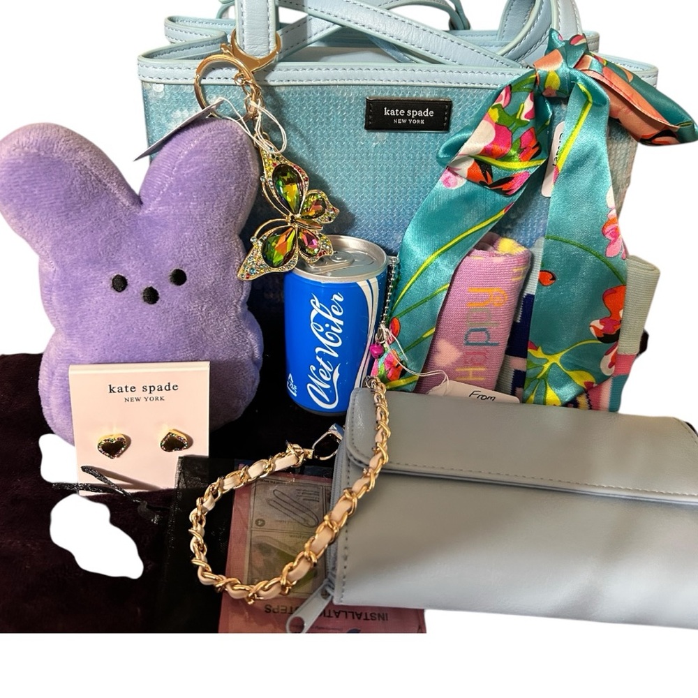 EASTER BAGS, BASKETS AND BACKPACKS SHOW - Picture 5 of 9